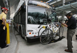 foto bicicleta autobús